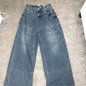 Forever 21 Y2k baggy streetwear jean, size US26/EU36/UK26